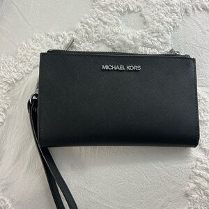 Michael Kors Elegant Black Wristlet